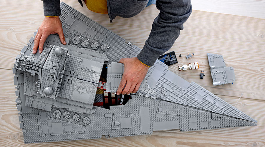 LEGO Imperial Star Destroyer man building set