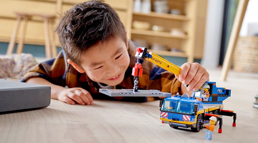 The LEGO City Mobile Crane Kid Play