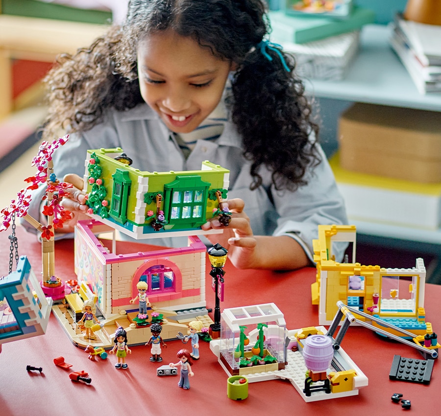 A creative build for kids aged 9+