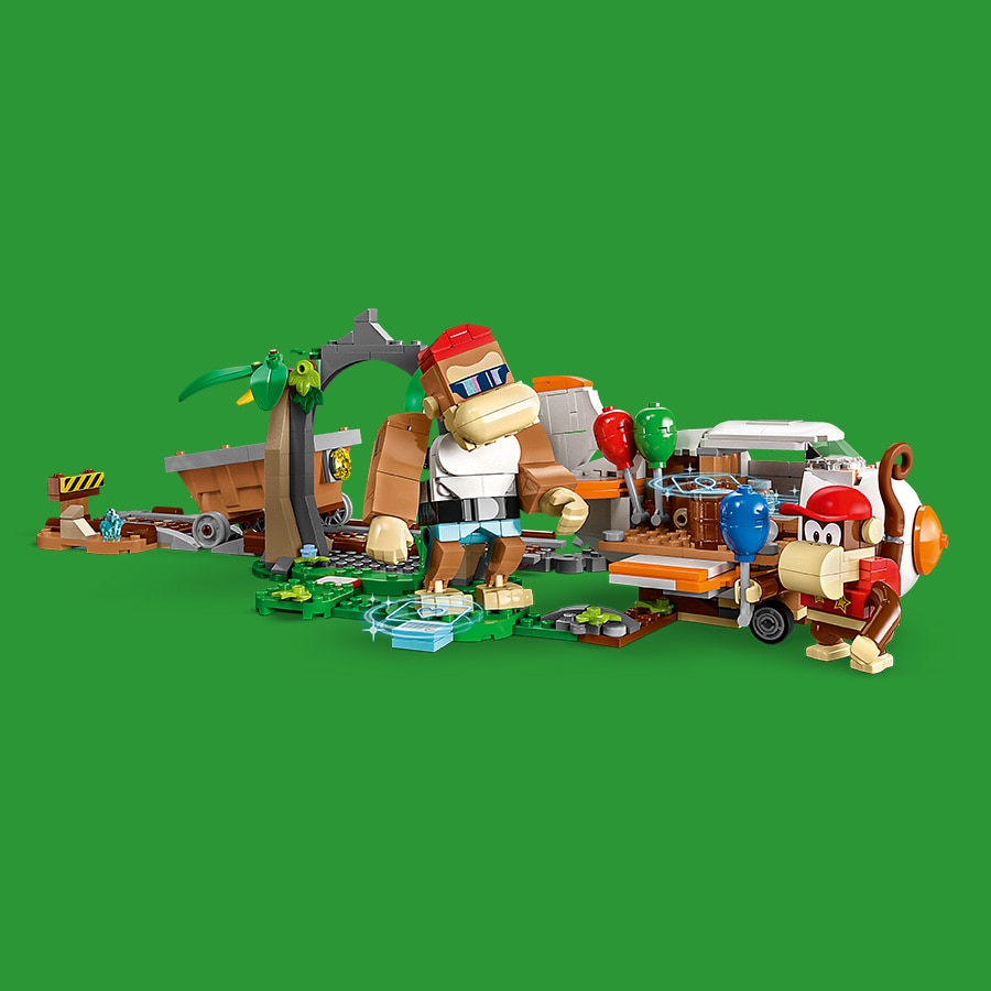 Buildable Funky Kong’s airplane/shop