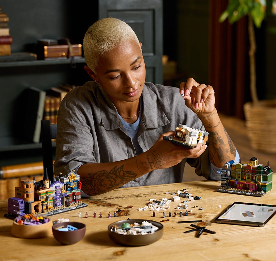 LEGO Builder app