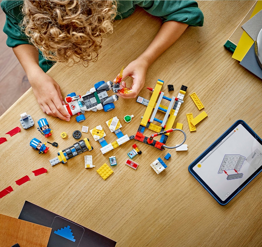 LEGO Builder app