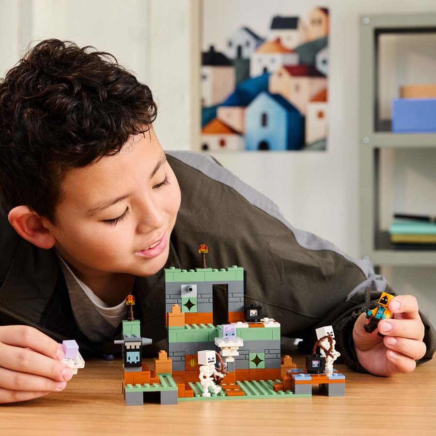 Minecraft toy figures 