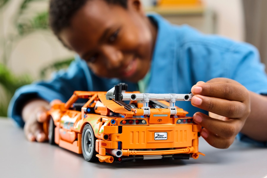 Car model kit for kids aged 9 and up 