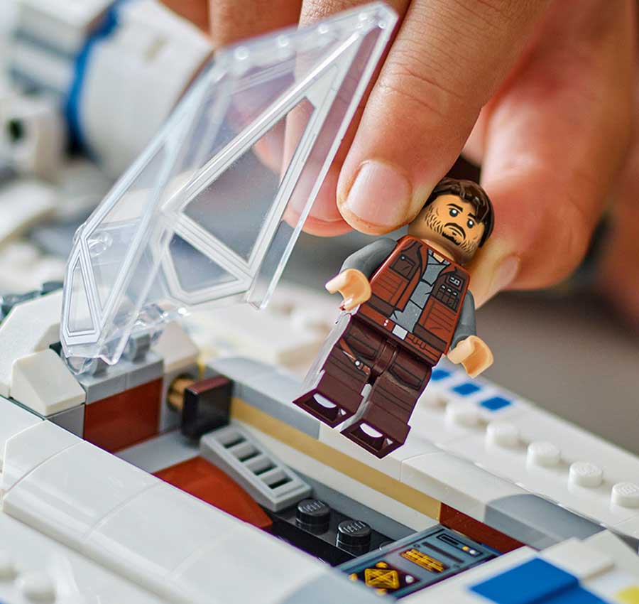 4 LEGO Star Wars characters