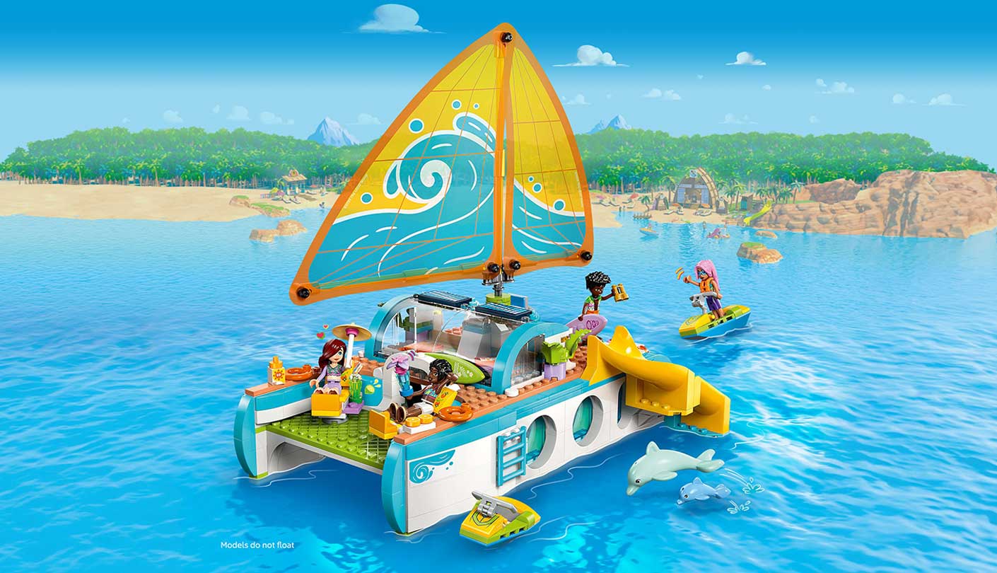 Vehicle playset with accessories