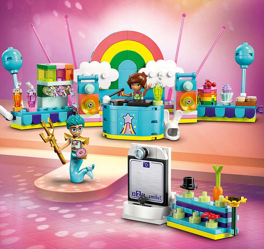 A building kit to inspire imaginative play