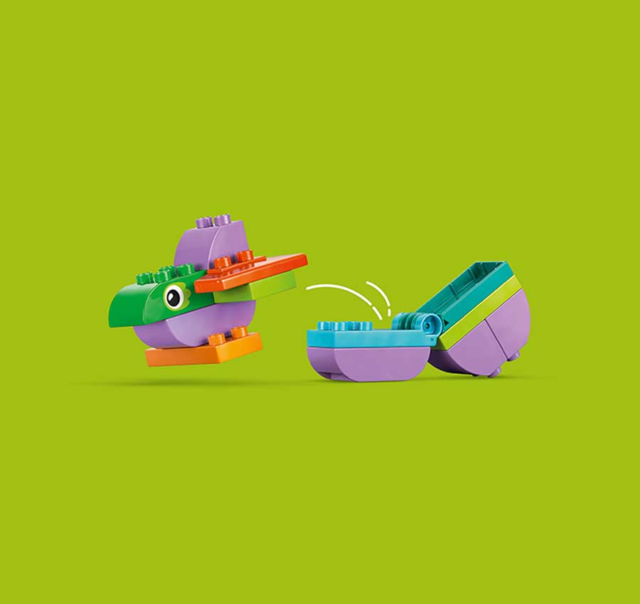Moving toy parts develop fine motor skills