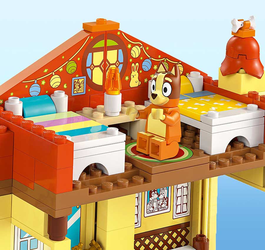 Playhouse toy for kids aged 4 and up
