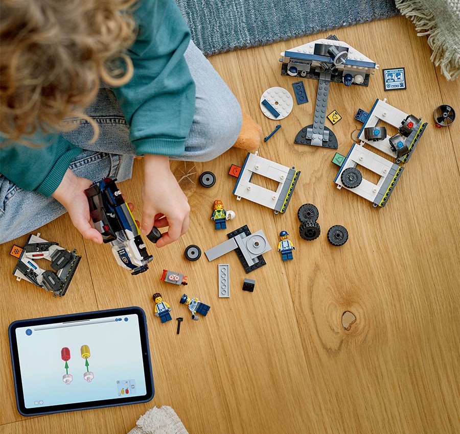LEGO Builder app