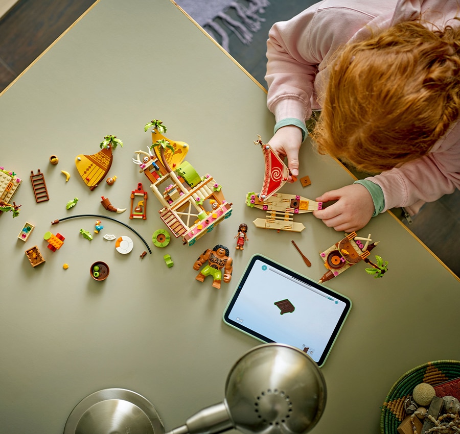 LEGO Builder app