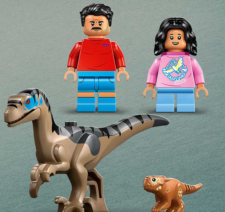 Velociraptor toy set