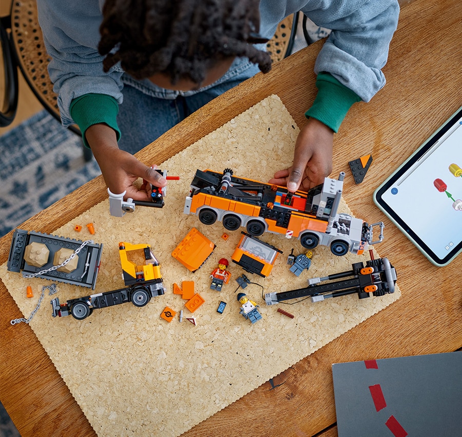 LEGO Builder app