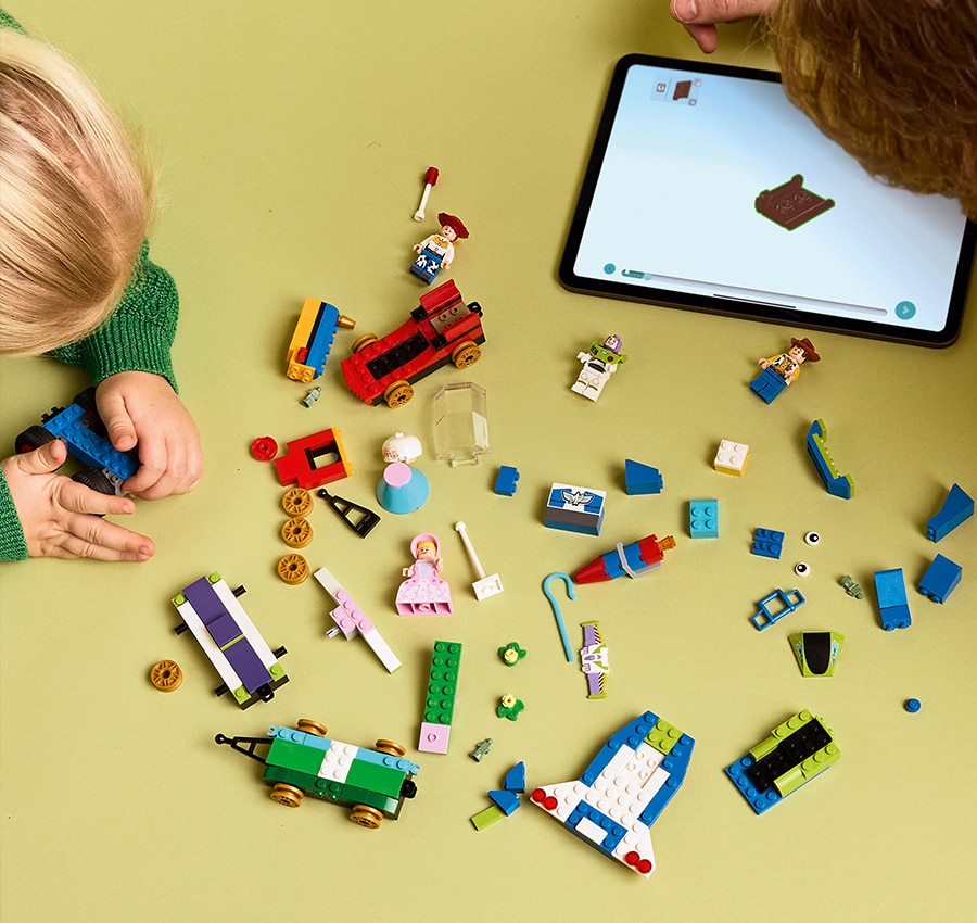 LEGO Builder app