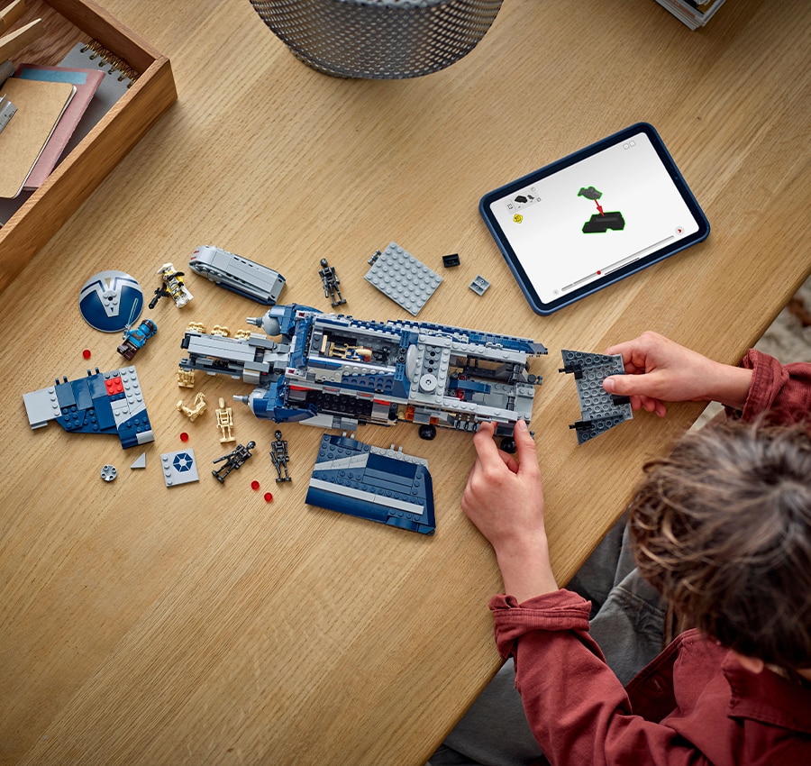 LEGO Builder app