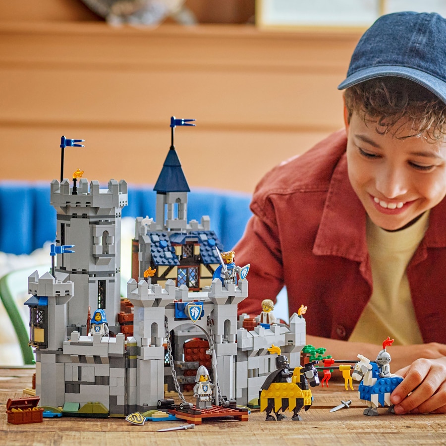 3 medieval toy building options in 1 box 