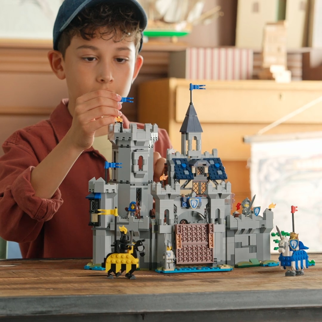 Fun medieval gift for kids 