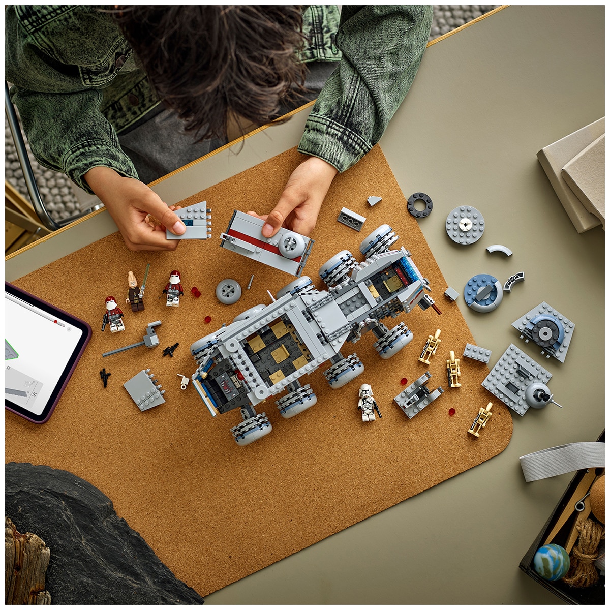 LEGO Builder app