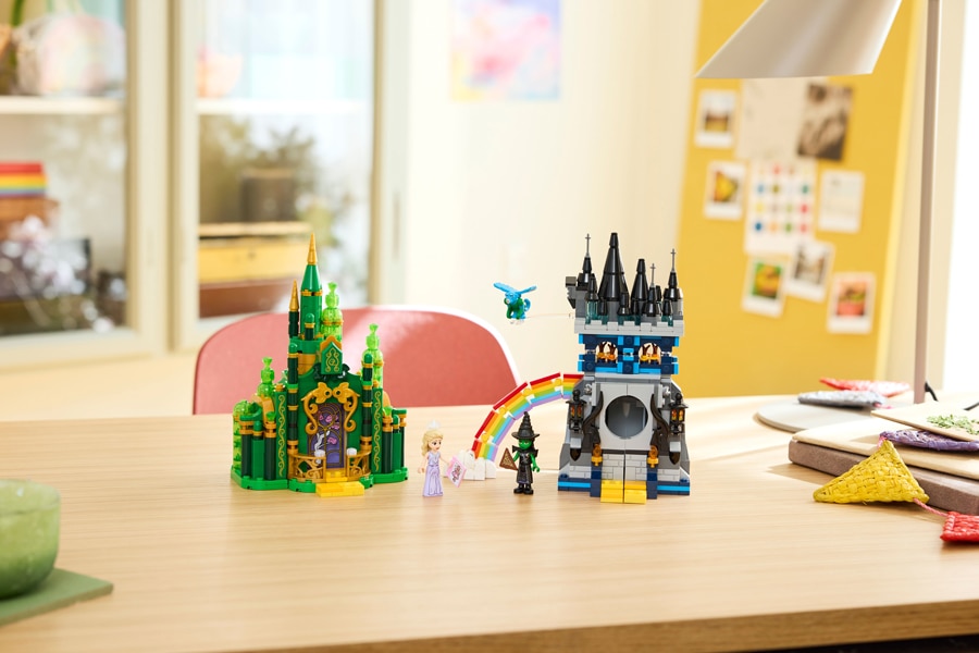 LEGO Wicked adventure gift 