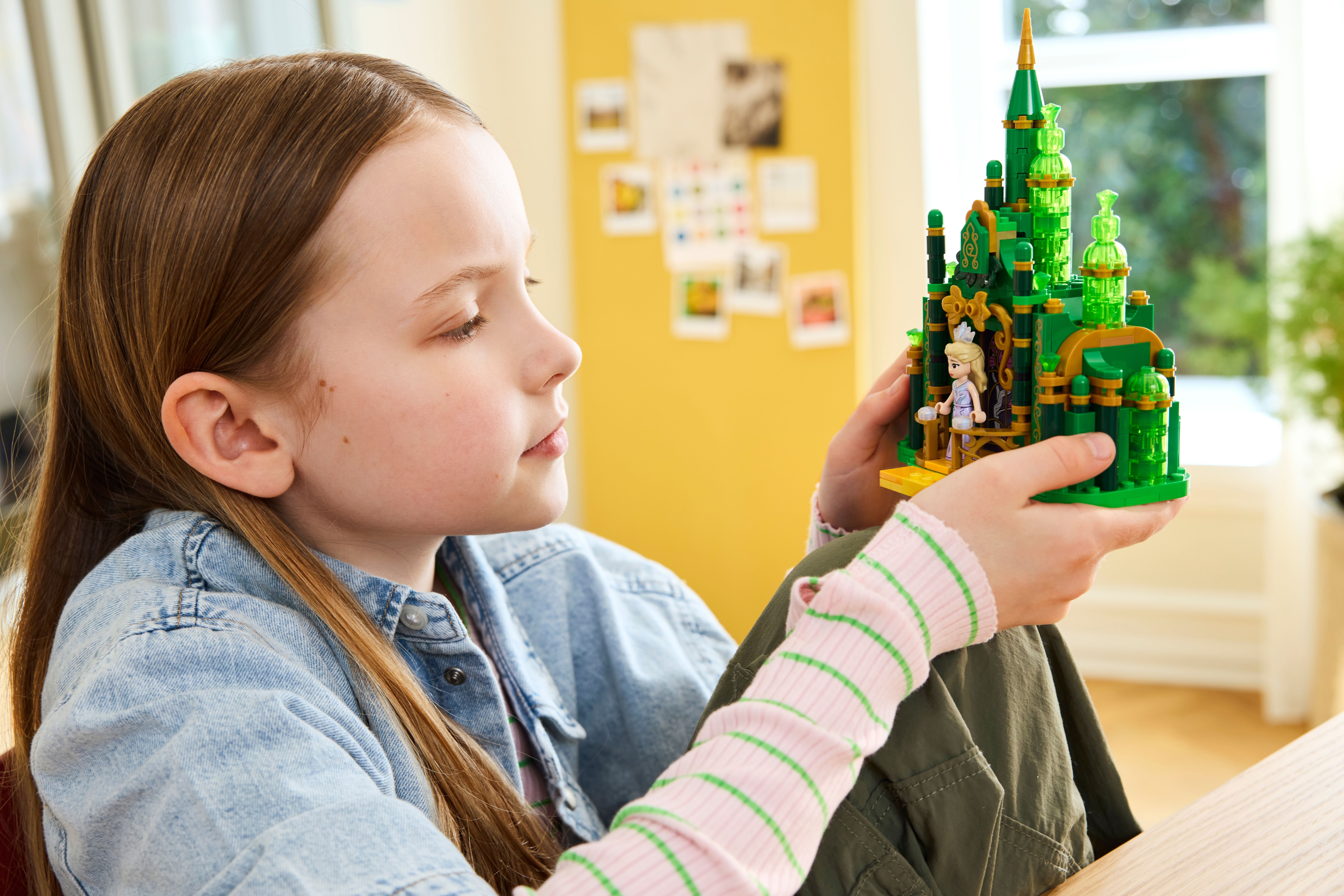 Building set for kids who love Wicked toys  