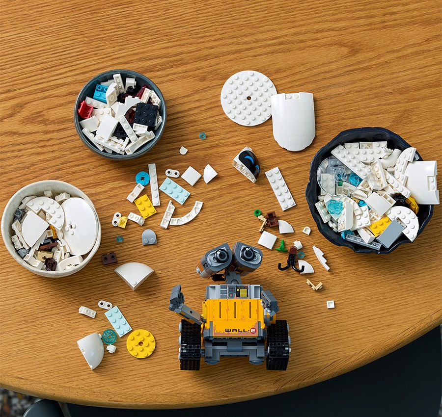 LEGO Builder app