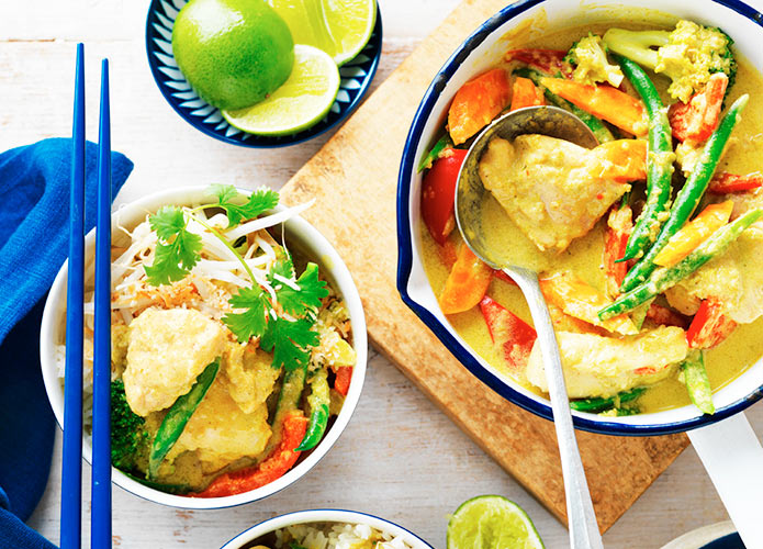 Yellow jungle chicken curry