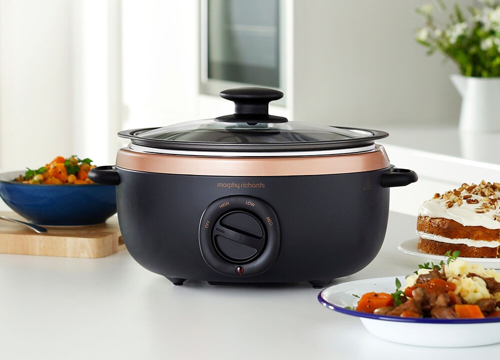 6.5L Rose Gold 'Sear and Stew' Slow Cooker