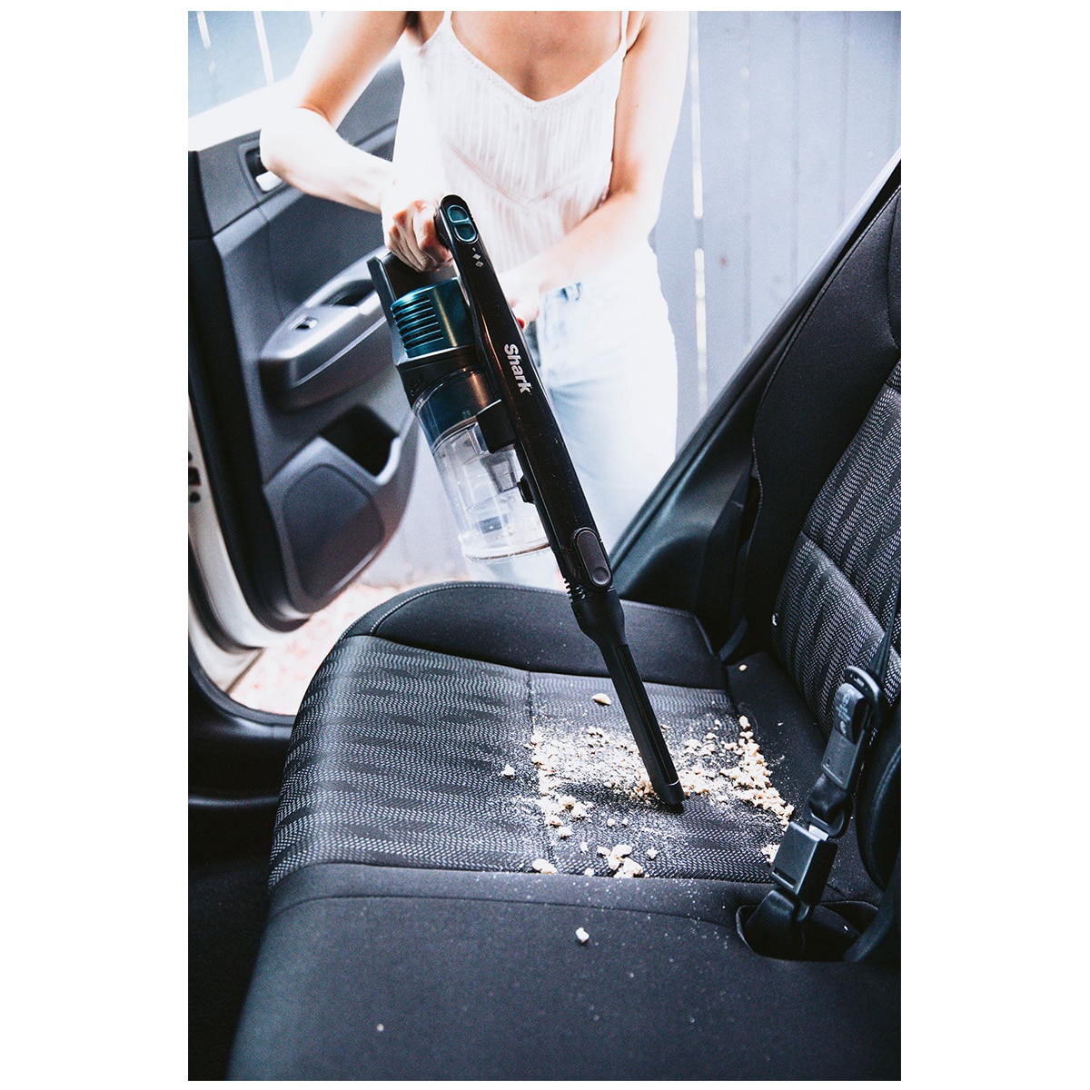 Shark Rocket Pet Pro Cordless Handstick Vacuum IZ102 Costco Australia