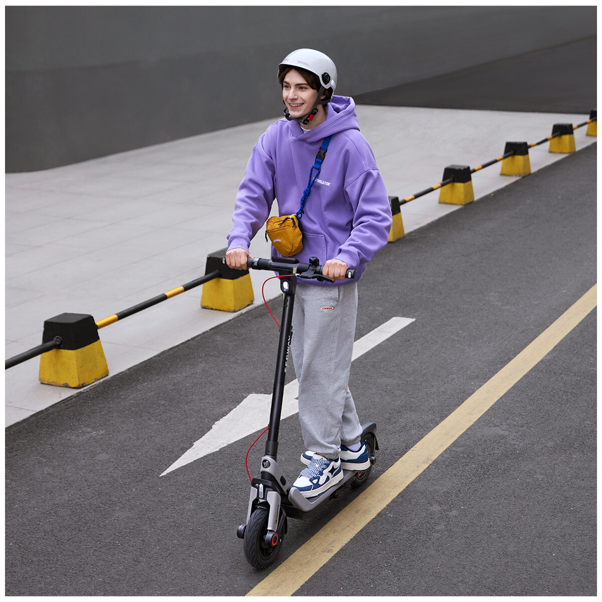 Segway E3 Pro Electric Scooter SEGW-E3-PRO Segway E3 Pro Electric Scooter SEGW-E3-PRO