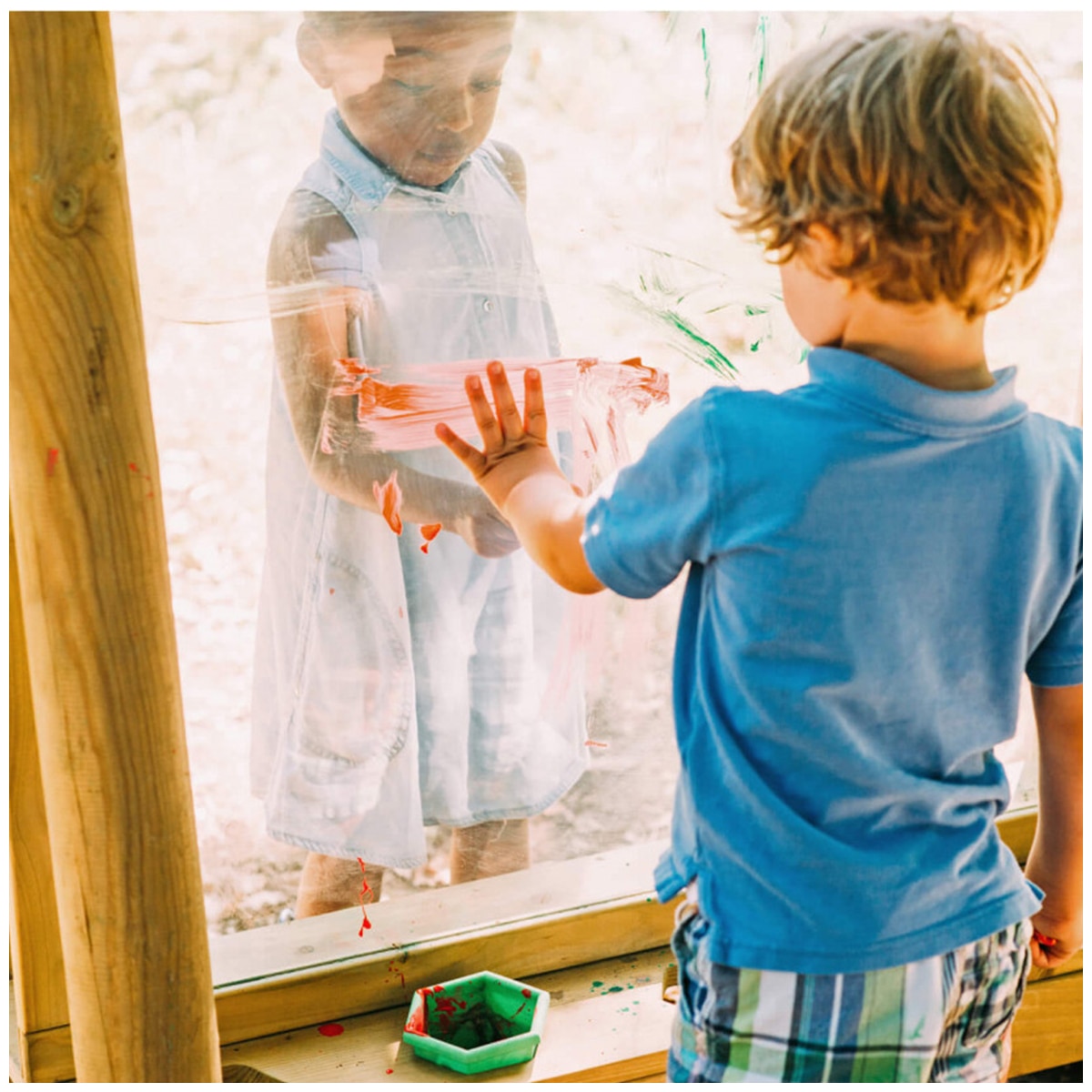 Plum Create & Paint Easel