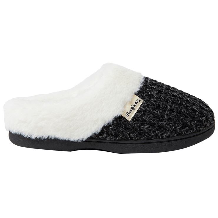 stores that sell dearfoam slippers