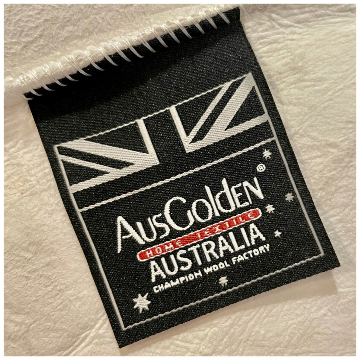 AusGolden Visby Large Sheepskin - White