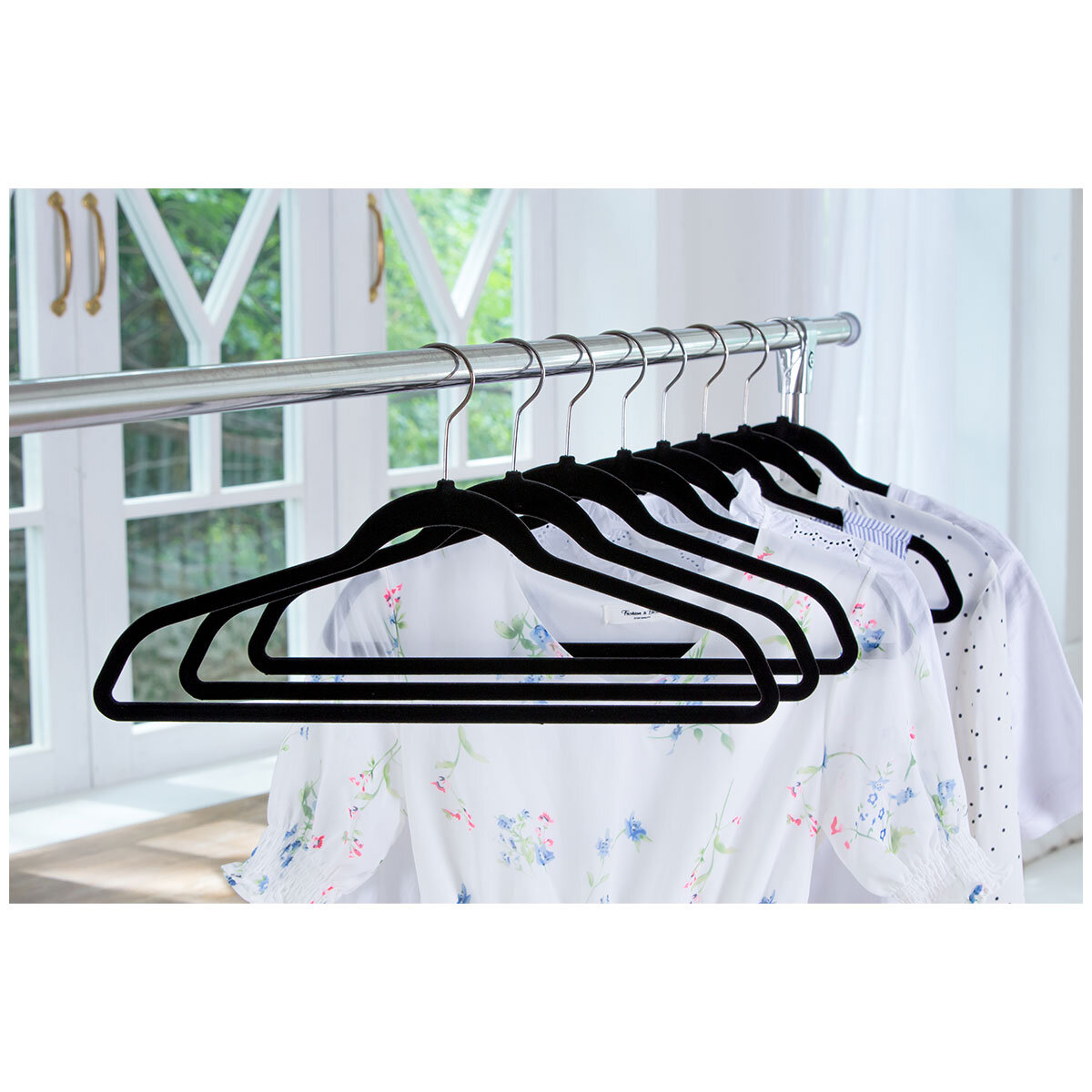 Non-Slip Hangers 50 Pack