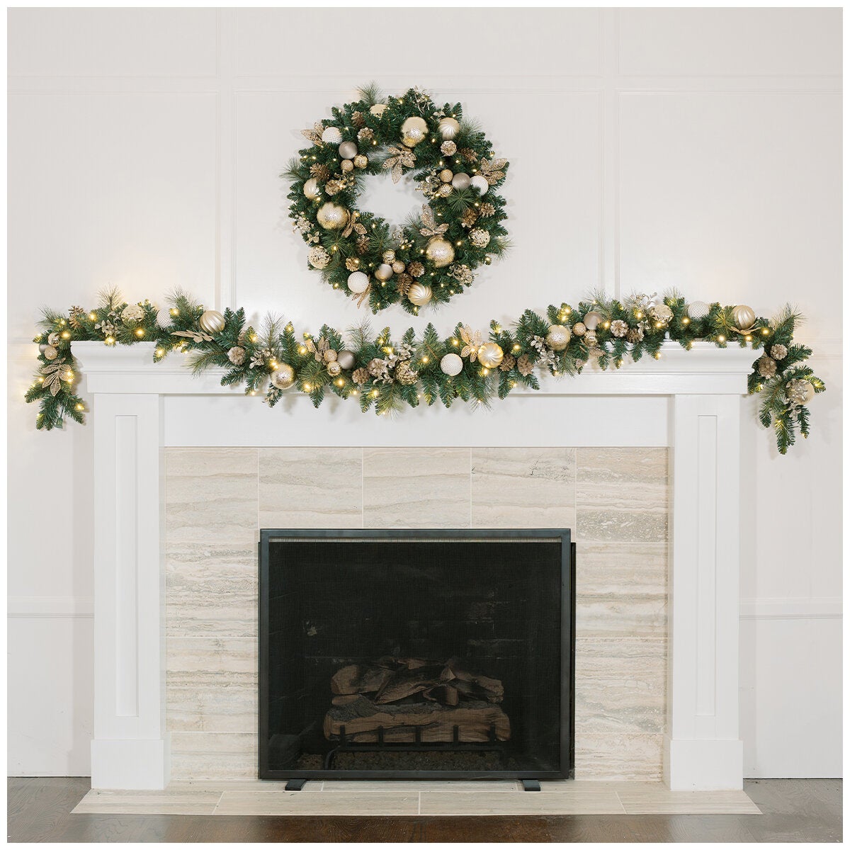 CGH 2.7m Pre-Lit Decorated Holiday Artificial Garland CGH 2.7m Pre-Lit Decorated Holiday Artificial Garland