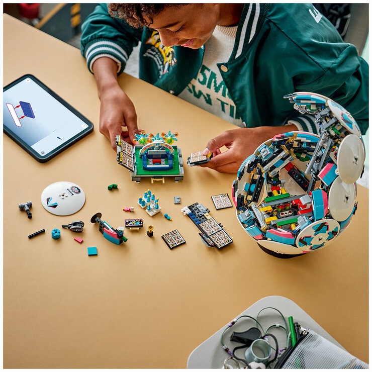 LEGO Editions Sports Football 43019