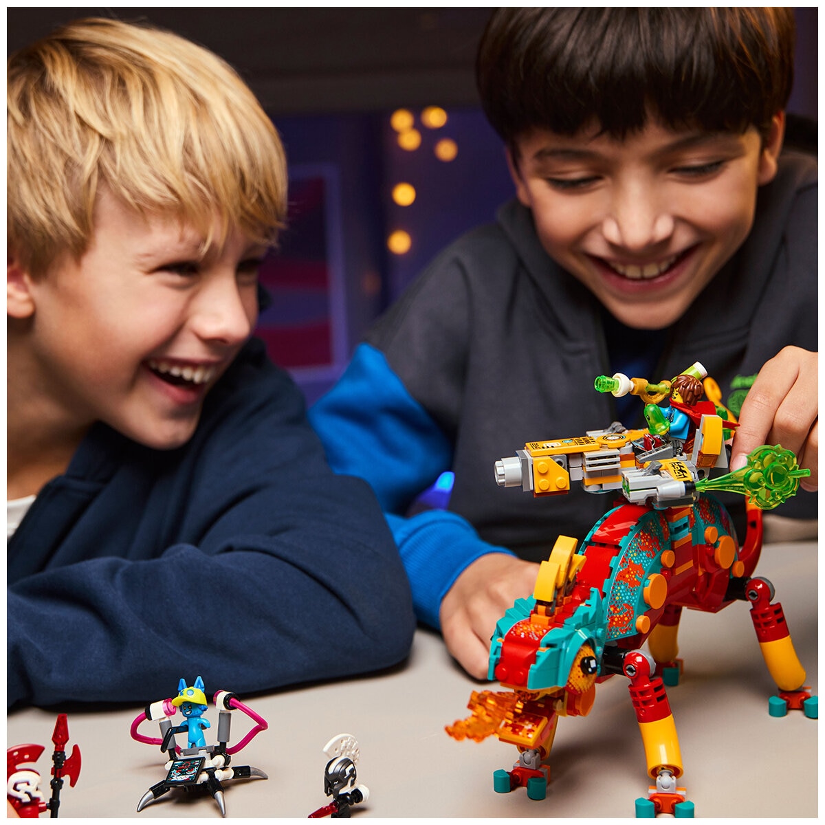 LEGO Mateo's Fire Chameleon 71492
