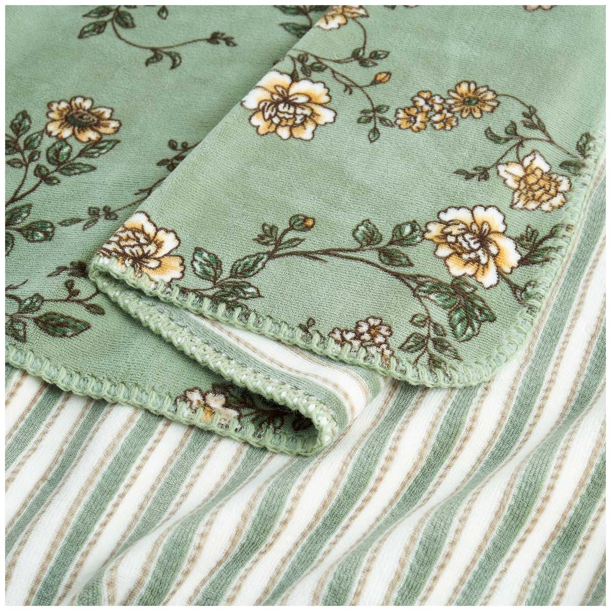 Casual Living Reversible Plush Throw 127 x 177cm Leigh