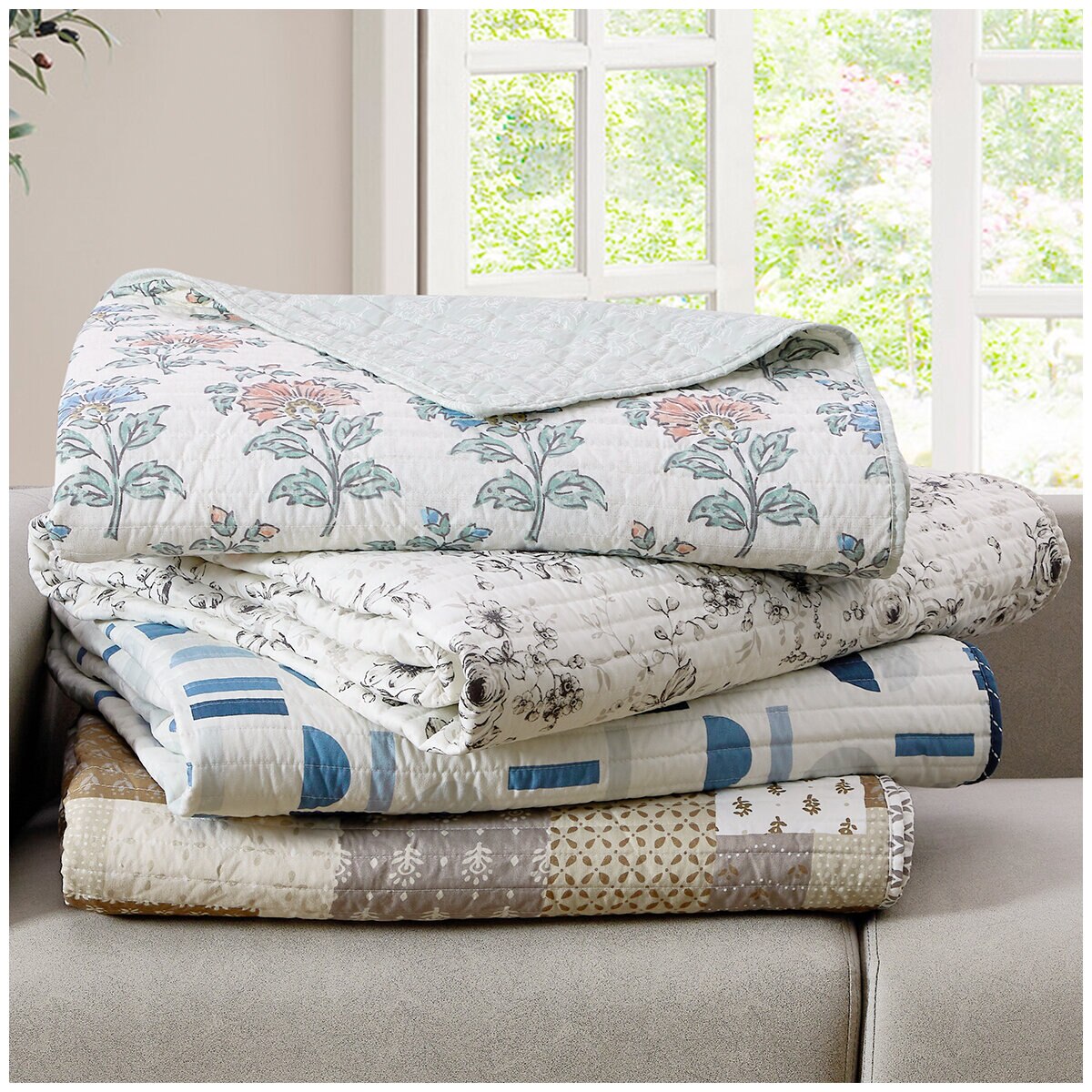 Fraiche Maison Microfiber Quilt Queen