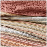 Retro Chic Quilt Set King 3 Piece