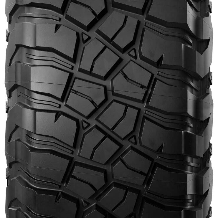 BFGoodrich 245/70R17 119/116Q MUD TERRAIN T/A KM3