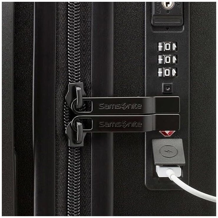 Samsonite Sentinel Carry On Black