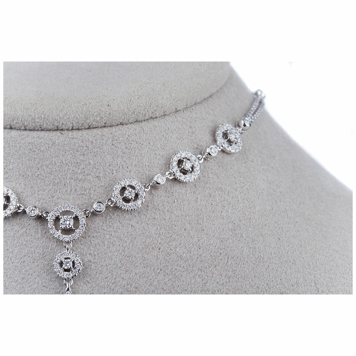 18KT White Gold 2.75ctw Diamond Teardrop Necklace