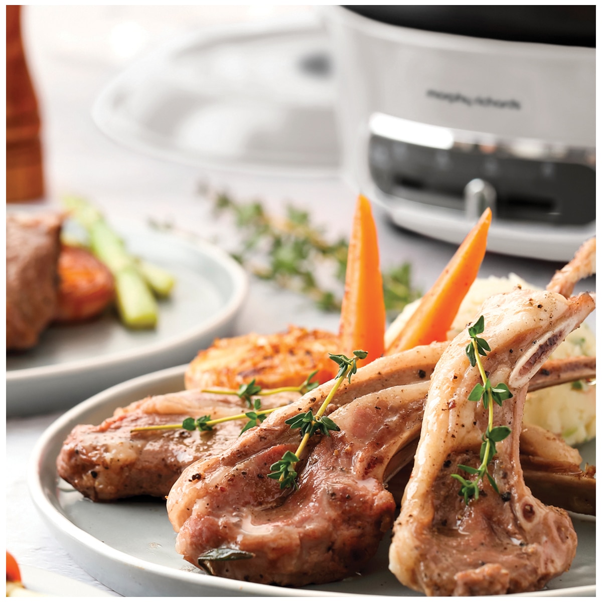 Morphy Richards Round Multifunction Pot - White
