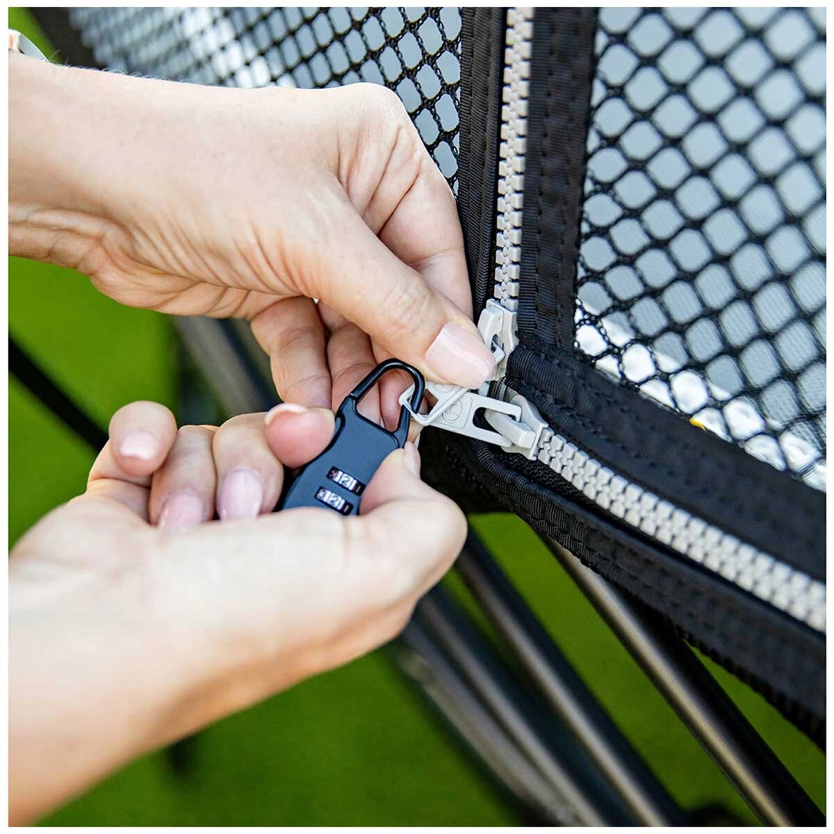 Springfree All Black 4M Jumbo Round Trampoline Bundle