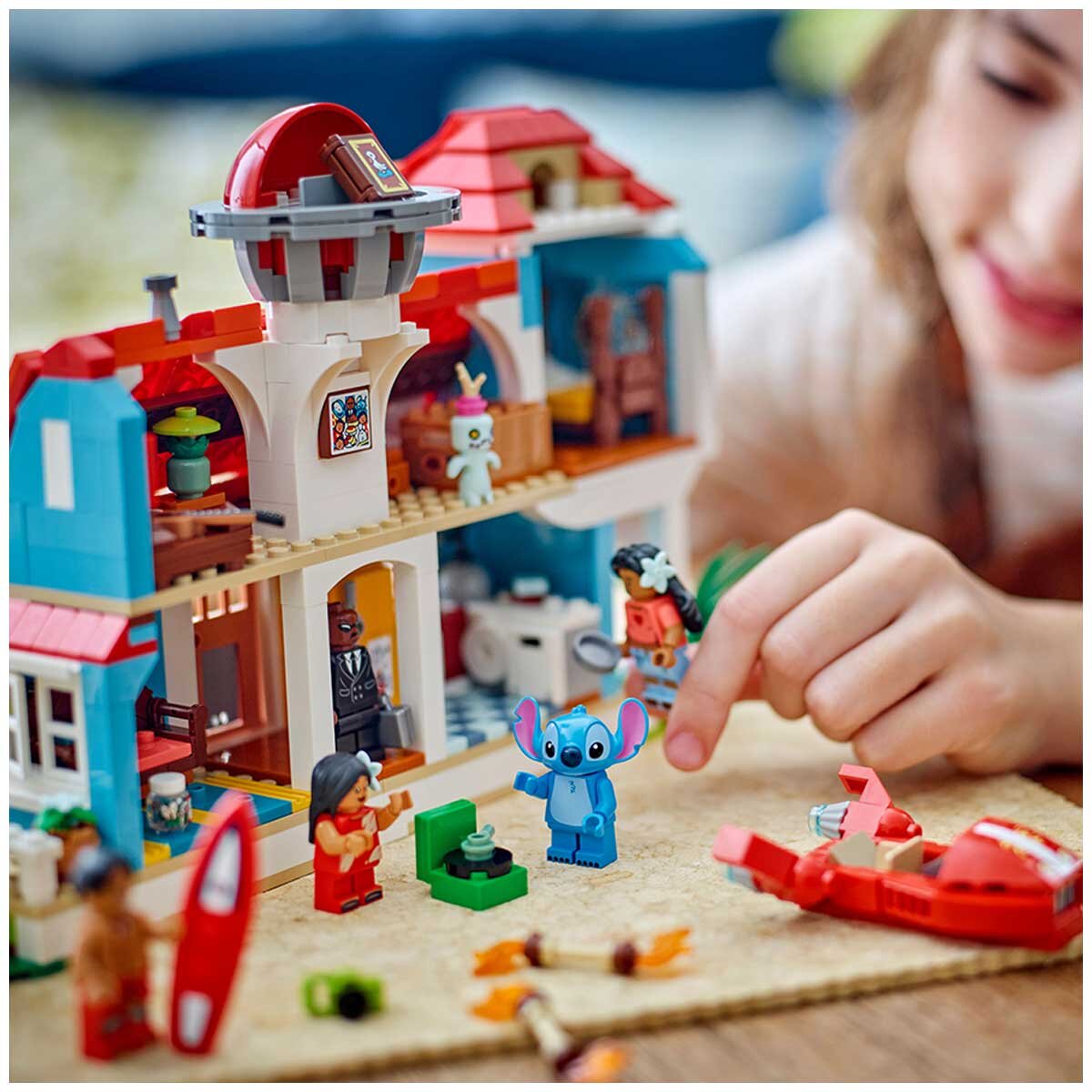 LEGO Disney Lilo and Stitch Beach House 43268