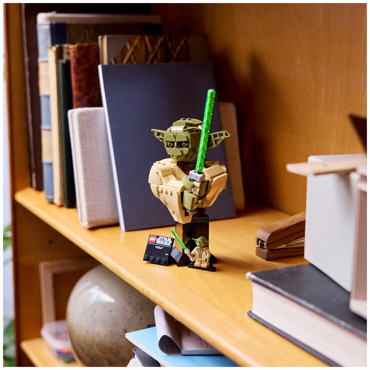 LEGO Star Wars Yoda Bust 75438