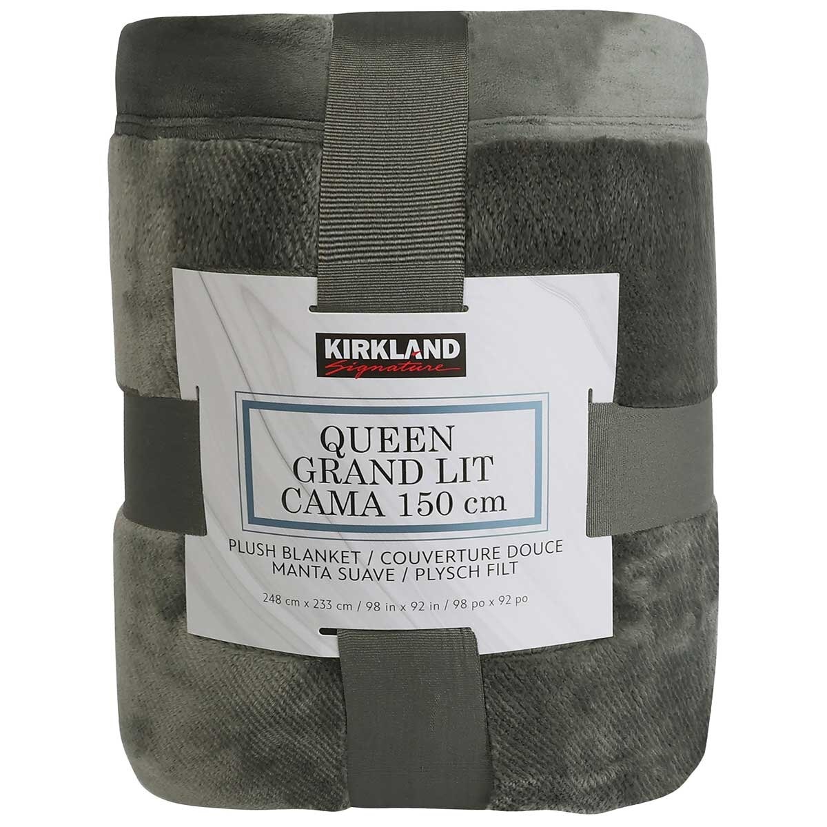 Kirkland Signature Plush Blanket Queen Green