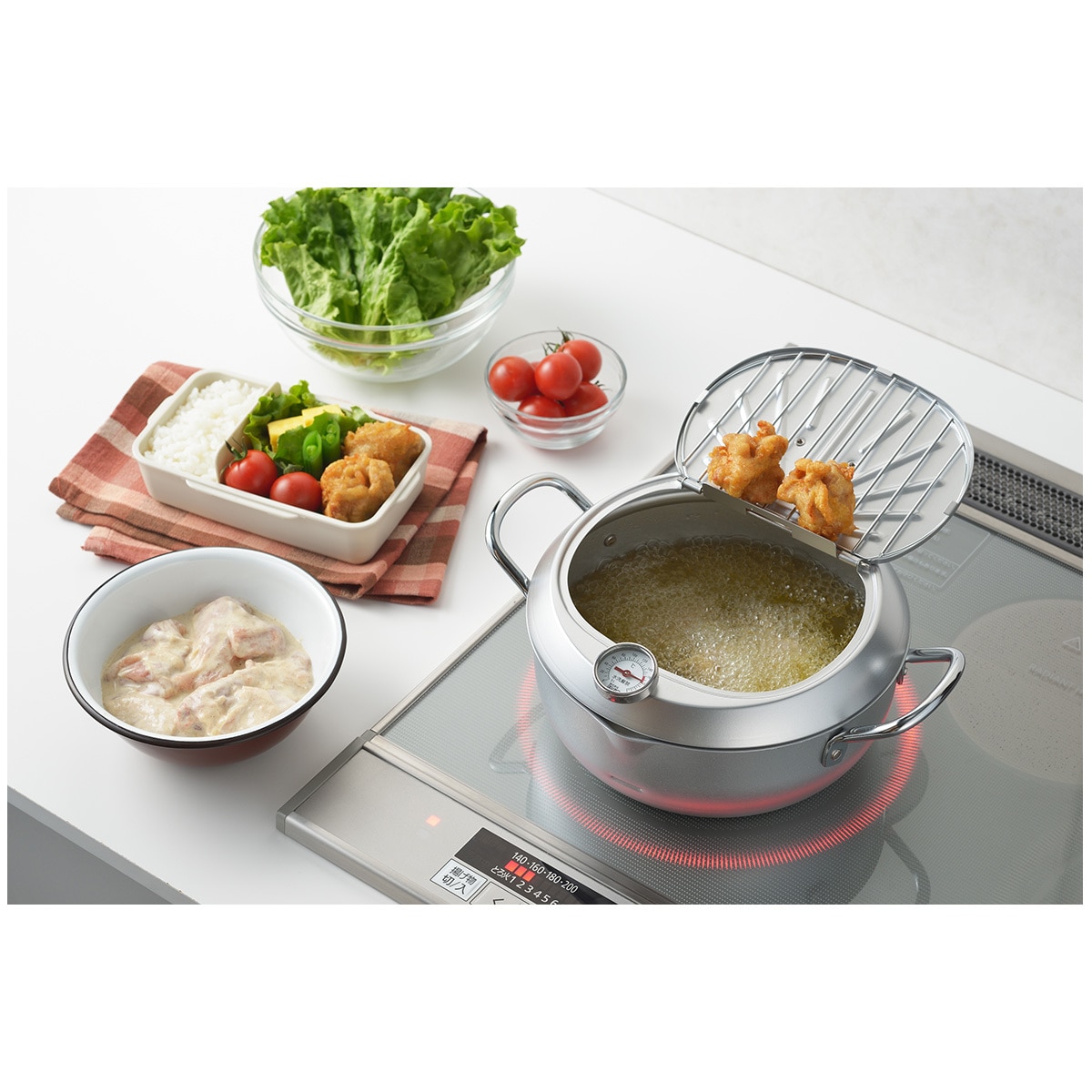 Yoshikawa Mirakutei III deep-frying pan with hinged lid 20cm integrated thermometer