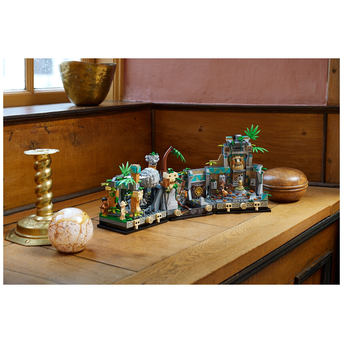 LEGO Indiana Jones Temple of the Golden Idol 77015
