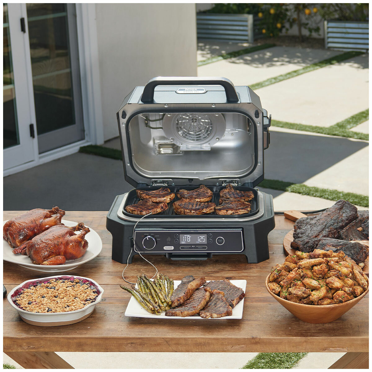 Ninja Woodfire Pro XL Outdoor Electric BBQ Grill & Smoker OG850